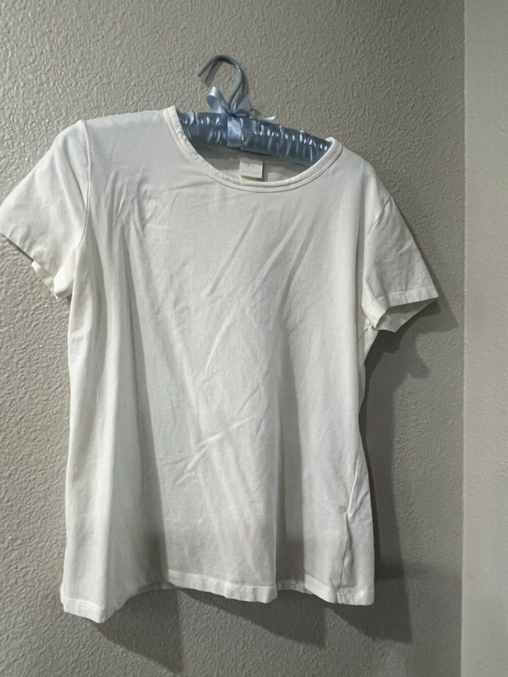 H&M White crew neck cotton shirt.